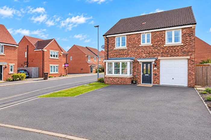 4 Bedroom Detached House For Sale In Heather Drive, Pontefract, WF8