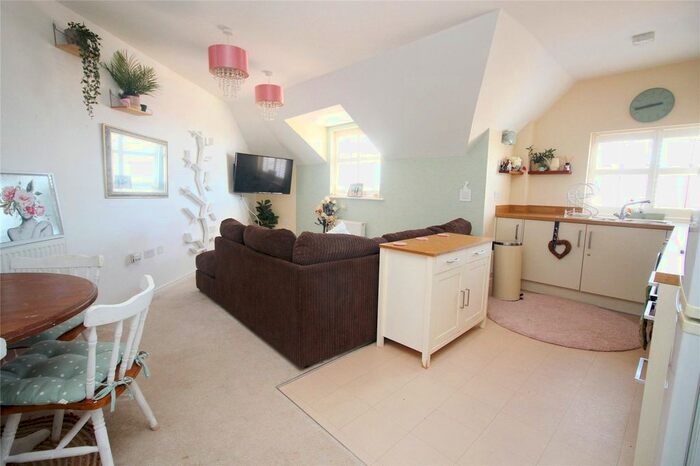 1 Bedroom Flat For Sale In Heddle Road, Andover, Hampshire, SP11
