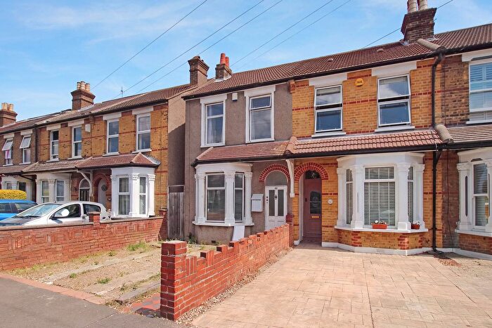 2 Bedroom End Terrace House To Rent In South Gipsy Road, Welling, DA16