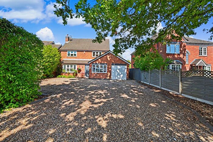 4 Bedroom Detached House For Sale In Lawford Lane, Bilton, Rugby, CV22
