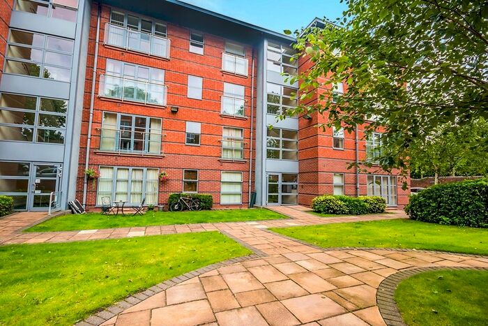 1 Bedroom Flat To Rent In St. James's Road, Dudley, West Midlands, DY1