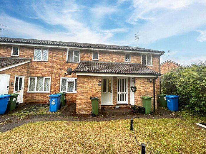 1 Bedroom Maisonette To Rent In Simmonds Close, Bracknell, Berkshire, RG42