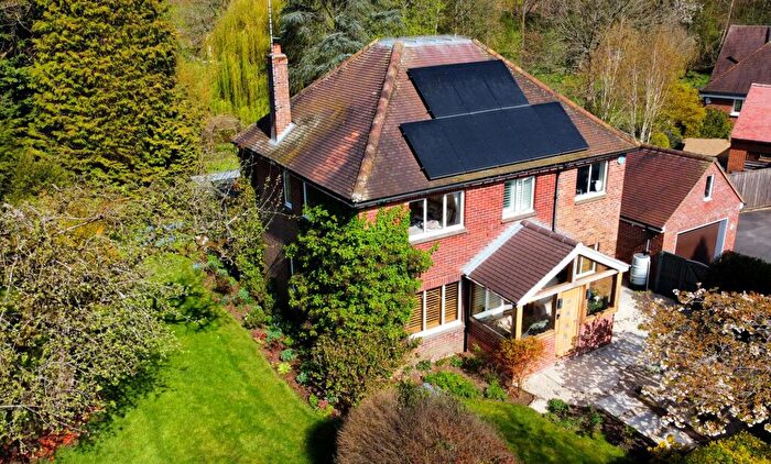 4 Bedroom Detached House For Sale In Raffin Lane, Pewsey, SN9