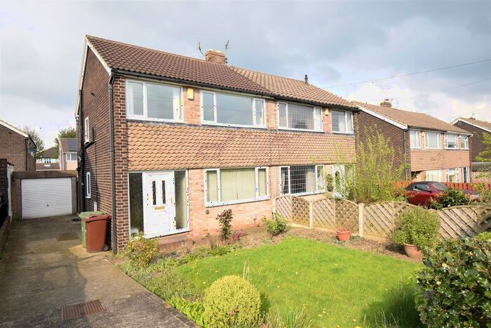 3 Bedroom Semi-Detached House To Rent In Nettleton Street, Ossett, WF5