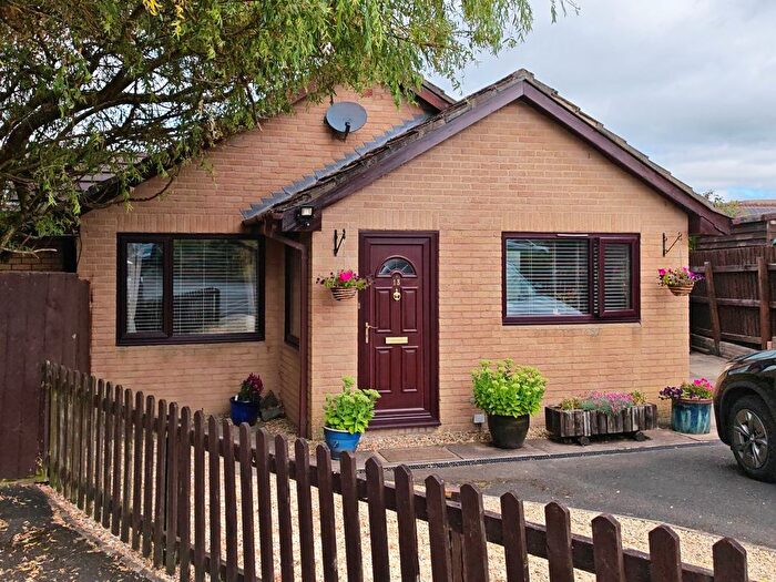3 Bedroom Bungalow For Sale In Meadowlands, Newbridge-On-Wye, Llandrindod Wells, LD1