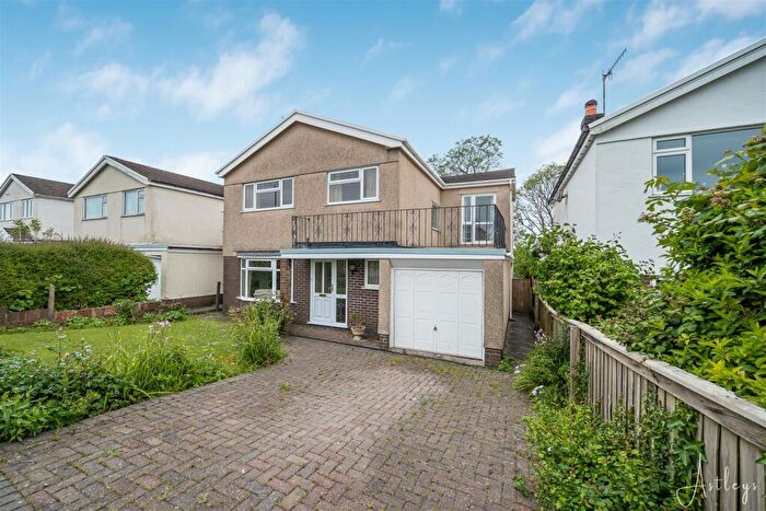4 Bedroom Detached House For Sale In Woollacott Drive, Newton, Swansea, SA3