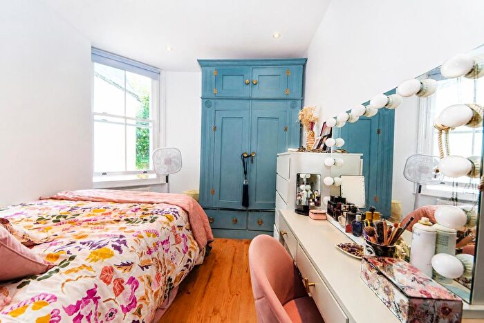 1 Bedroom Flat To Rent In Tetherdown, Muswell Hill, N10