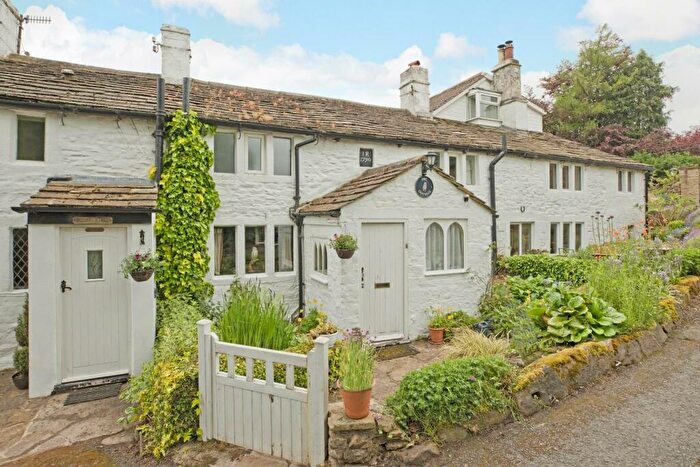 3 Bedroom Cottage For Sale In Briggate, Nesfield, LS29