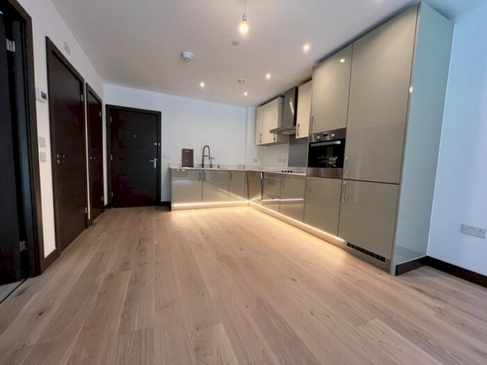 2 Bedroom Flat To Rent In Merlin Drive, Fletton Quays, Peterborough, PE2