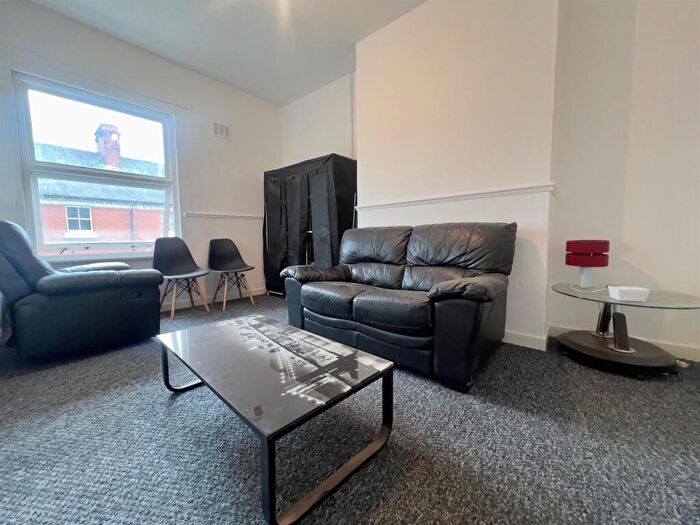 1 Bedroom Flat To Rent In Severn Street, Leicester, LE2