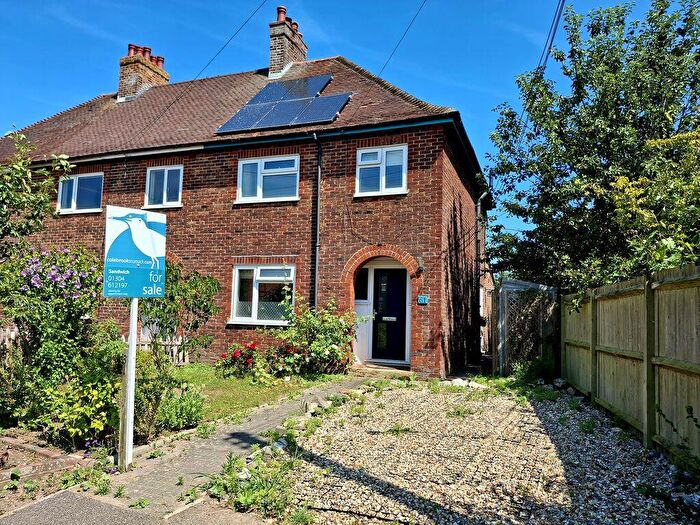3 Bedroom End Of Terrace House For Sale In Chequer Lane, Ash, CT3