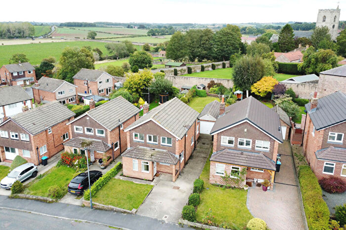 3 Bedroom Detached House For Sale In Mill Close, Spofforth, Harrogate, HG3