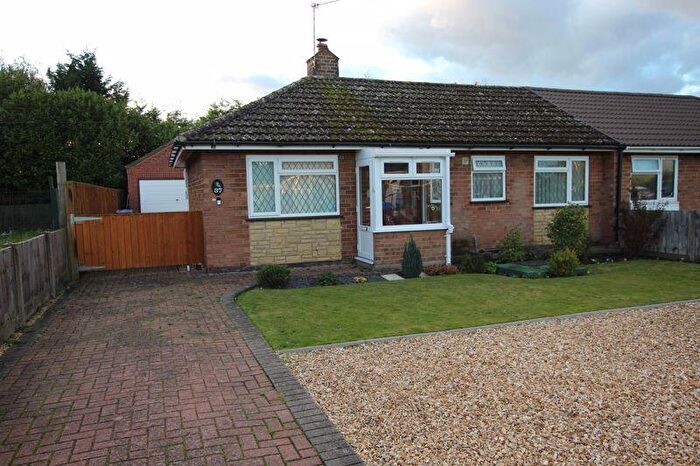 2 Bedroom Bungalow For Sale In Harvey Kent Gardens, Lincoln, LN3