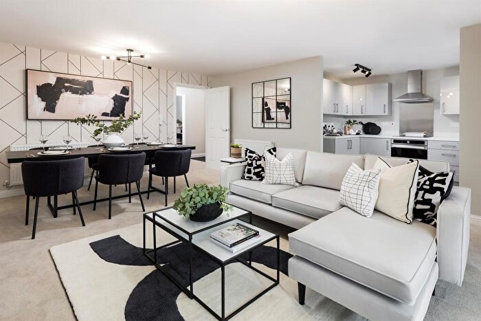 2 Bedroom Apartment For Sale In Newbury Mews, Wessex Close, Ilford, IG3