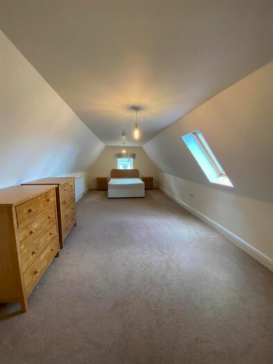 1 Bedroom Flat To Rent In Mansion House, Market Place, Whittlesey, Peterborough, PE7