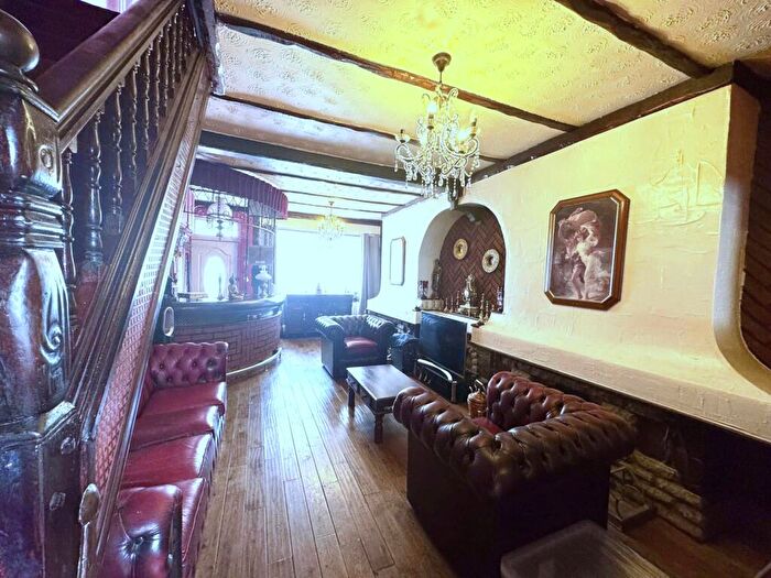 2 Bedroom House For Sale In Haig Road West, Plaistow, E13