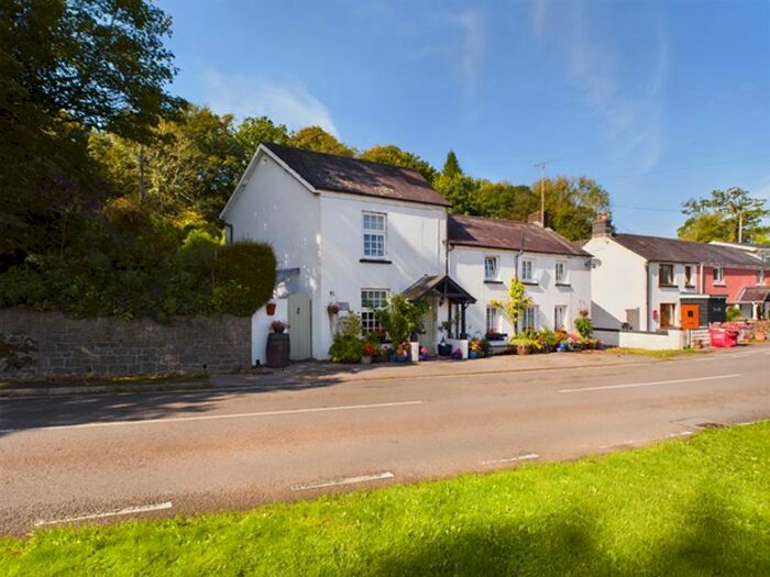 3 Bedroom Detached House For Sale In Llangain, Carmarthen, SA33