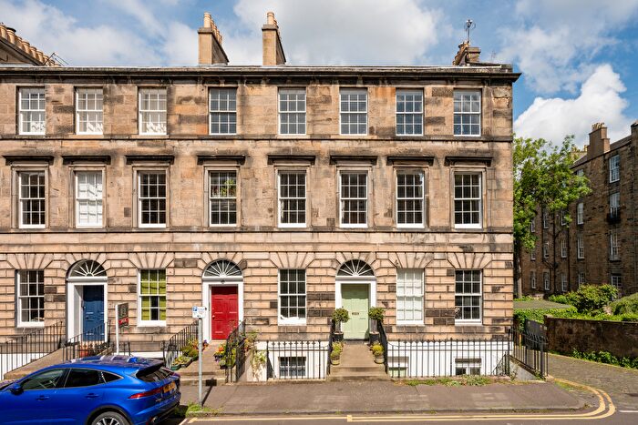 3 Bedroom Apartment For Sale In Cumberland Street, Stockbridge, Edinburgh, EH3