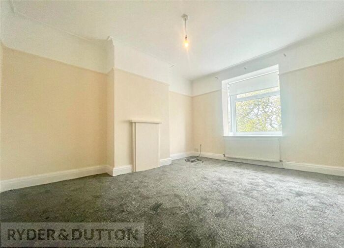 2 Bedroom Apartment To Rent In Broadoak Crescent, Ashton-under-Lyne, Greater Manchester, OL6