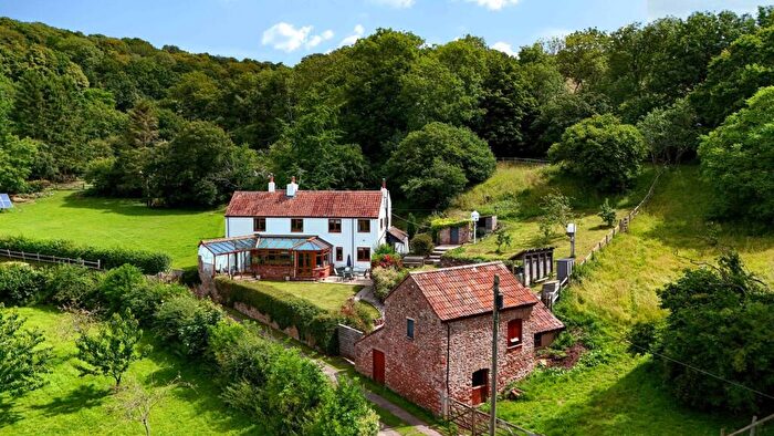 5 Bedroom Detached House For Sale In Bradley Cross, Cheddar, BS27
