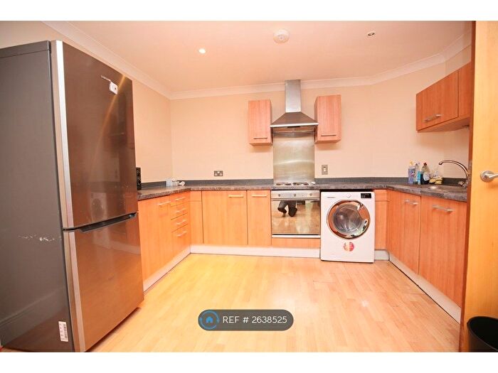 2 Bedroom Flat To Rent In Osbourne House, Coventry, CV1