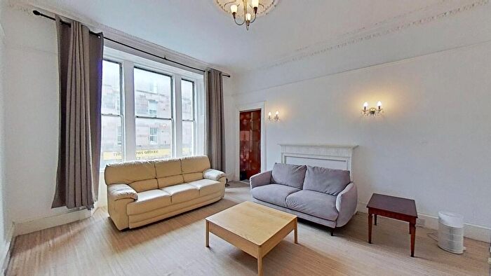 3 Bedroom Flat To Rent In Brougham Place, Edinburgh, Midlothian, EH3