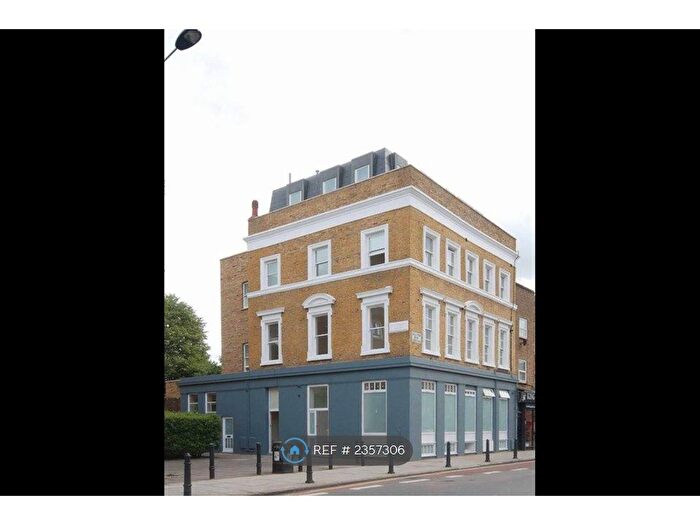 2 Bedroom Maisonette To Rent In Balls Pond Road, London, N1