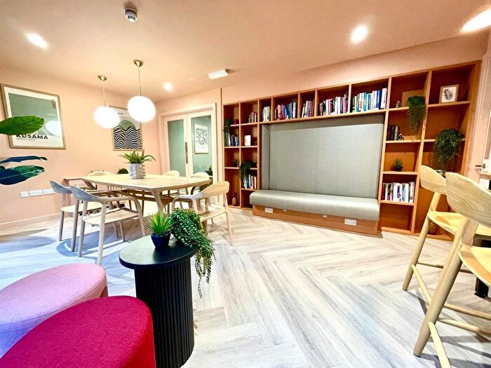 Studio To Rent In Blandford Square, Newcastle Upon Tyne, NE1