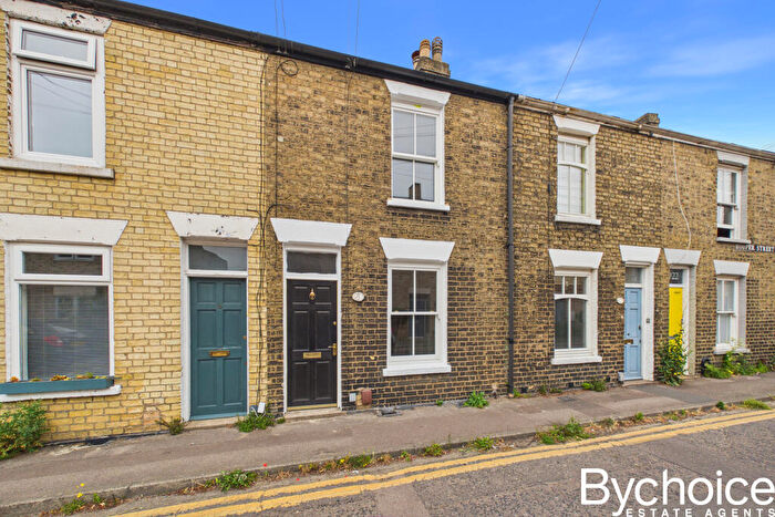 2 Bedroom Terraced House To Rent In Hooper Street, Cambridge, CB1