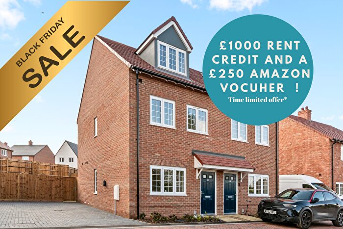 3 Bedroom Semi-Detached House To Rent In *Black Friday Deal:£ Rent Credit And A £ Amazon Voucher!* Colt Way, Braintree, Essex, CM7