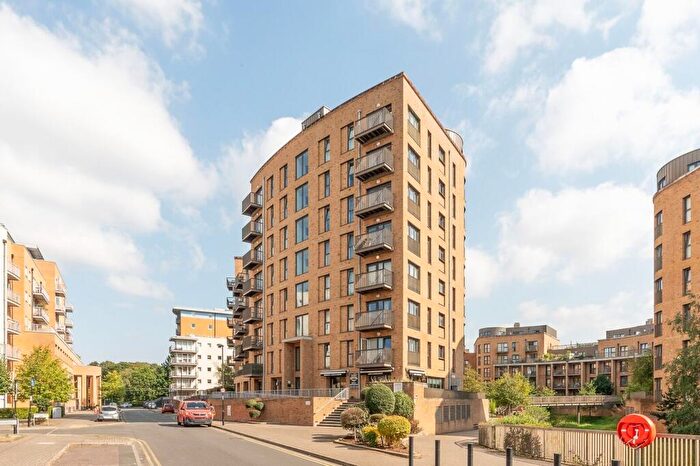 1 Bedroom Flat For Sale In Whitestone Way, Purley Way, Croydon, CR0