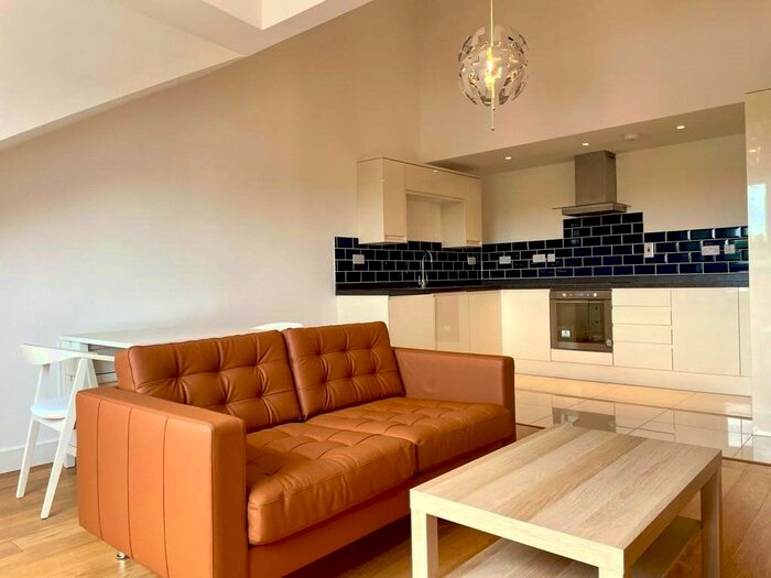 1 Bedroom Flat To Rent In Sutton Court Road, Sutton, SM1