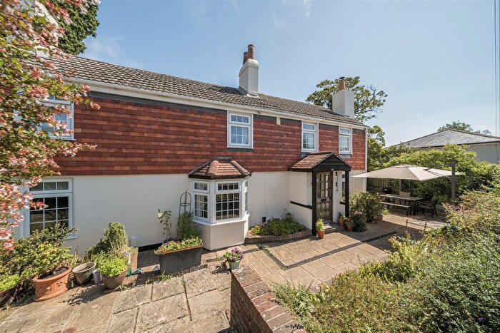 4 Bedroom Detached House For Sale In The Hollow, Old Turnpike, Fareham, PO16