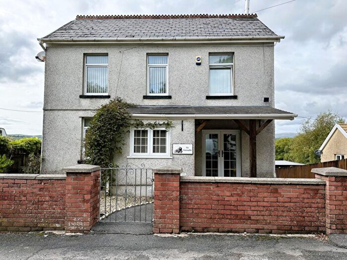 3 Bedroom Detached House For Sale In Gorsafle, Ystradgynlais, Swansea., SA9