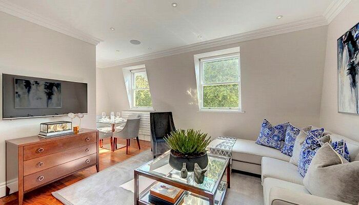 2 Bedroom Flat To Rent In Garden House, - Kensington Gardens, Bayswater, London, W2