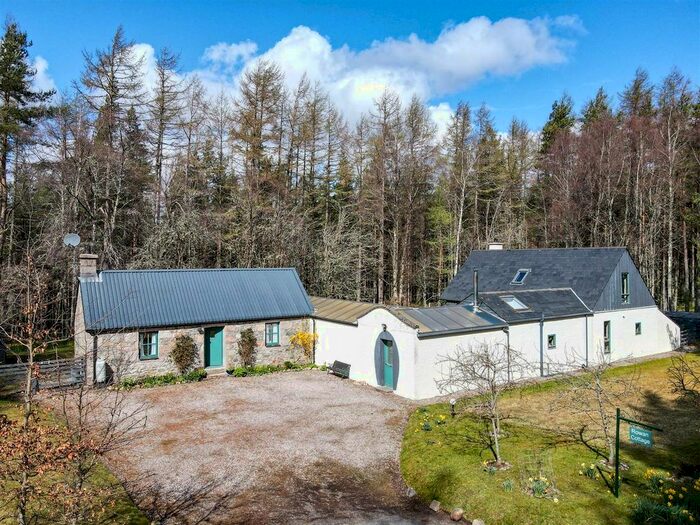 4 Bedroom Detached House For Sale In Dalnavert, Feshie Bridge, Kingussie, PH21