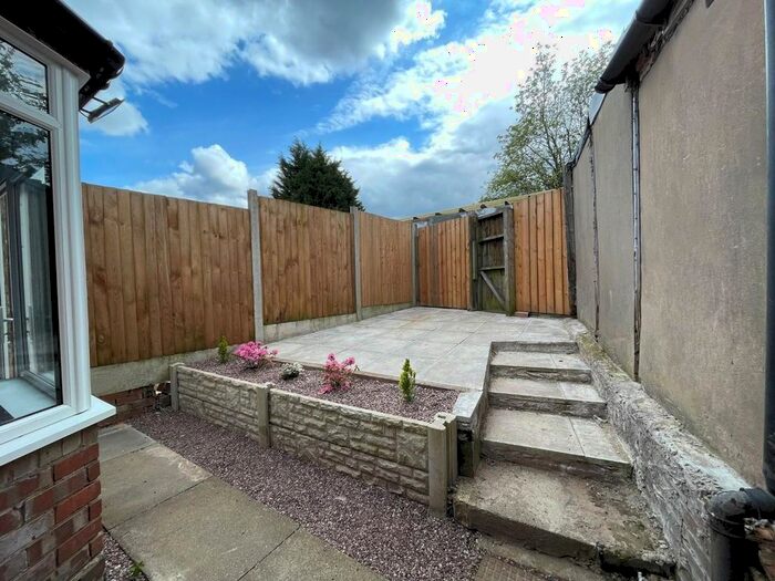 2 Bedroom Flat To Rent In Kitts Green Road, Kitts Green, Birmingham, B33