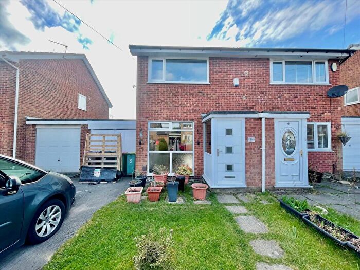 3 Bedroom Semi-Detached House To Rent In Longley Close, Fulwood, Preston, PR2