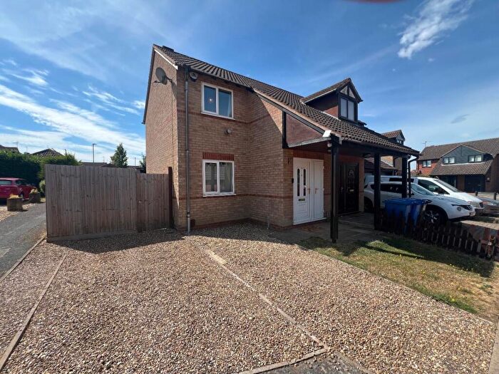 2 Bedroom Semi-Detached House For Sale In Double Parking - Birchvale Court, Desborough, Kettering, NN14