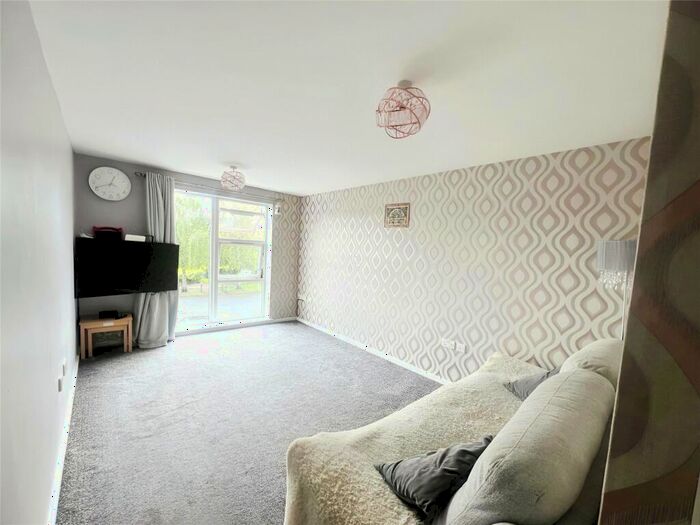 2 Bedroom Flat For Sale In Camp Street, Salford, Greater Manchester, M7