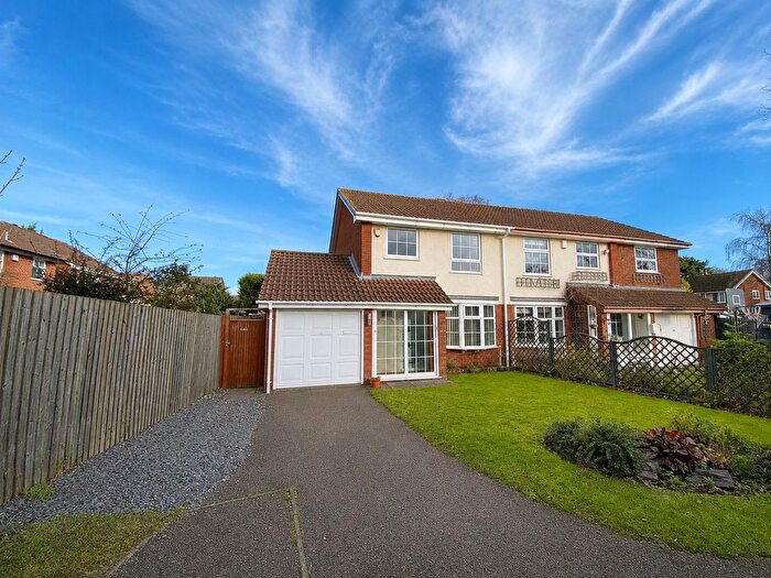 3 Bedroom Property To Rent In Admiral Parker Drive, Lichfield, WS14