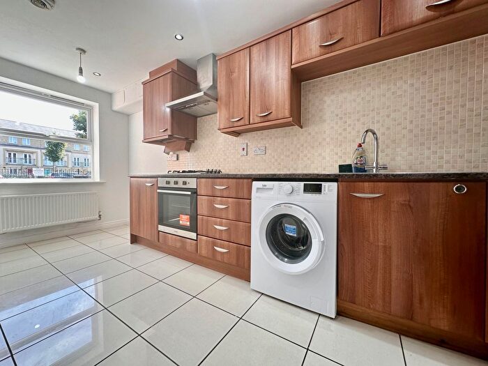 4 Bedroom Property To Rent In Lancaster Gate, Upper Cambourne, Cambridge, CB23