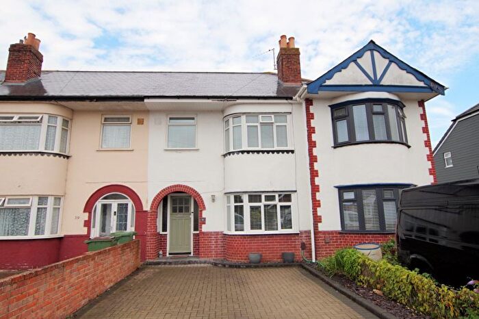 3 Bedroom Terraced House For Sale In The Downsway, Portchester, PO16