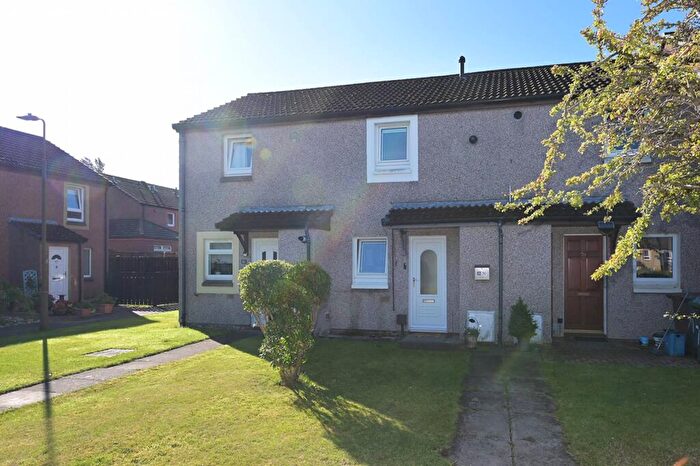 2 Bedroom Terraced House For Sale In South Scotstoun, South Queensferry, EH30