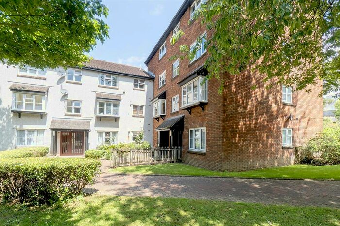 1 Bedroom Flat To Rent In Portland Court, Stoke, Plymouth, PL1