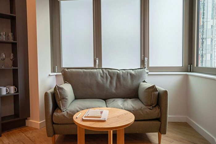 Studio To Rent In North Acton, W3