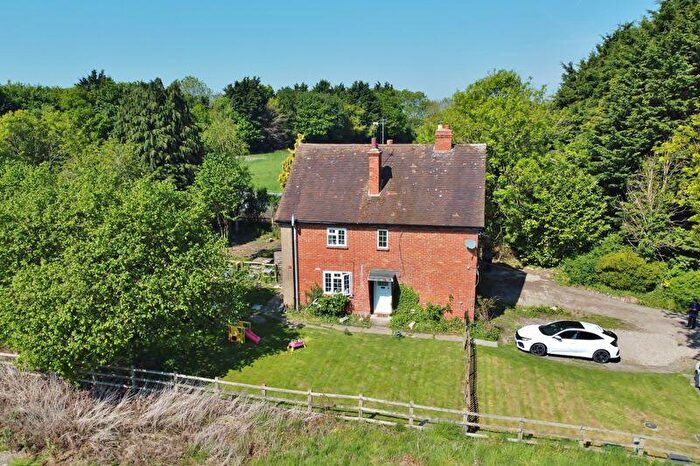 3 Bedroom Semi-Detached House For Sale In Box Tree Lane, Postcombe, OX9