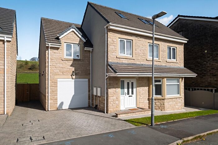 5 Bedroom Country House For Sale In The Old Sidings, Foulridge, Lancashire, BB8