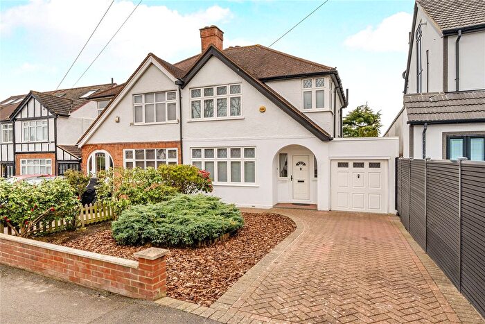 3 Bedroom Semi Detached House For Sale In Surbiton, KT5