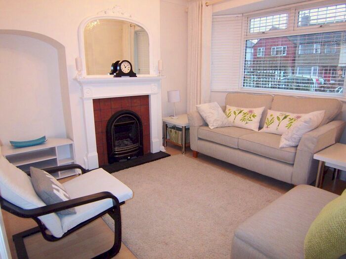 3 Bedroom Semi-Detached House To Rent In Pembury Avenue, Worcester Park, KT4